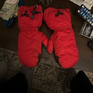 PRISMSPORT Red Men's Gloves